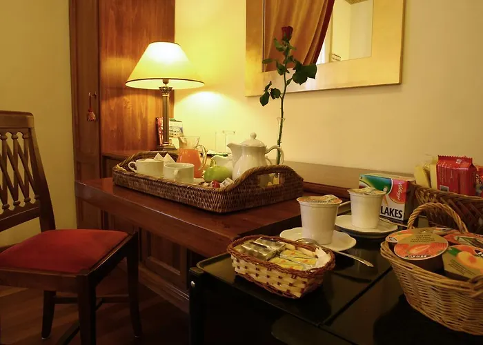 Al Colonnato Di San Pietro 3* Рим
