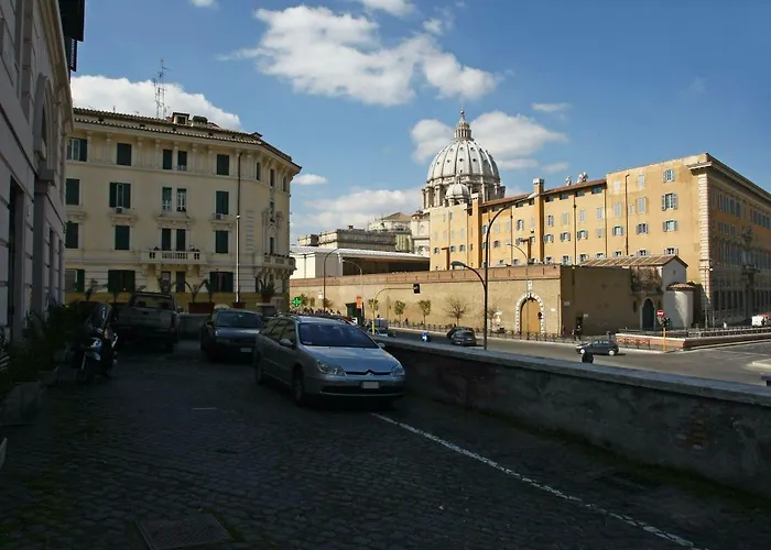 Al Colonnato Di San Pietro Отель типа "постель и завтрак"
